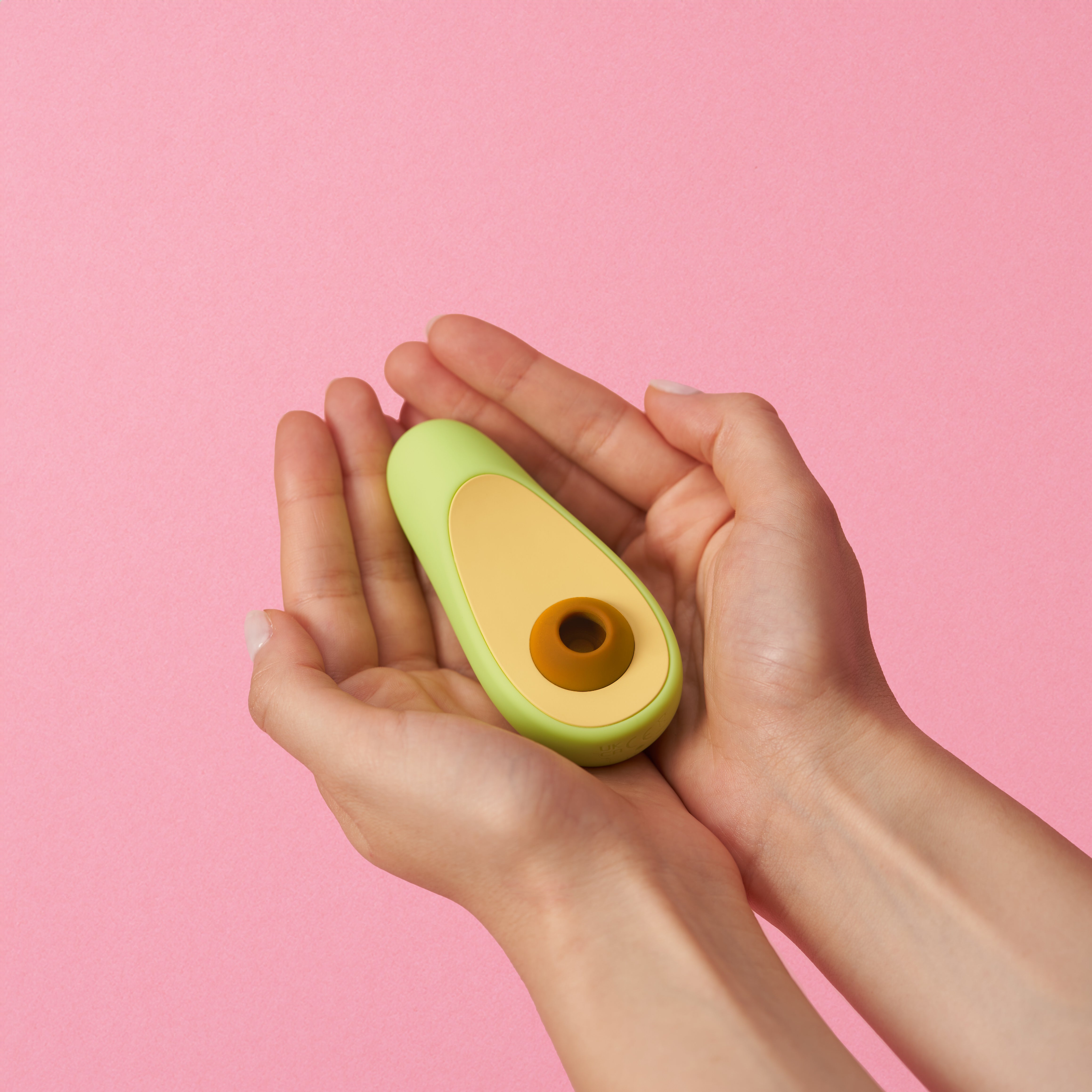 Aguacate Sex Toy — en mano